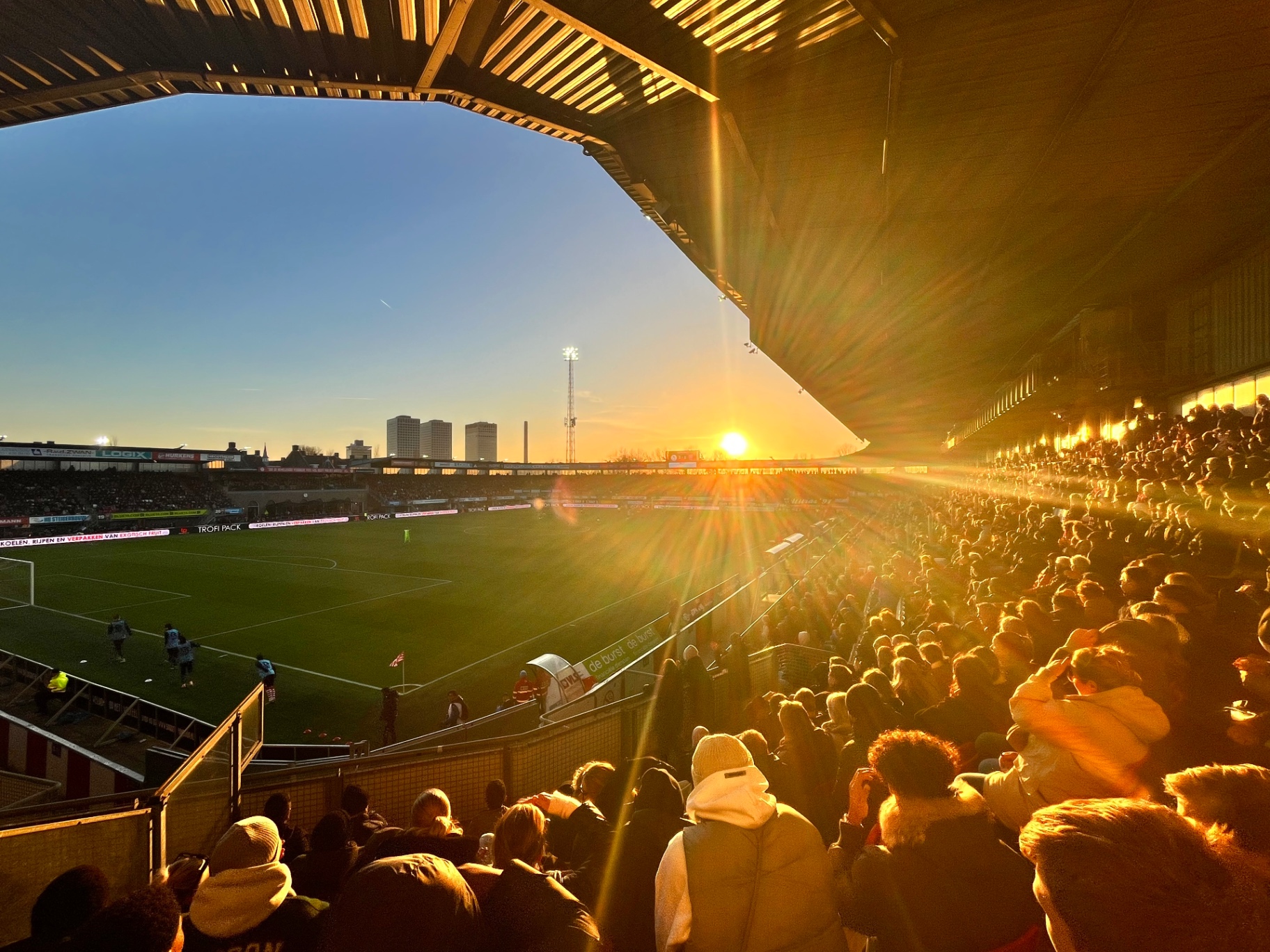 Zonovergoten voetbalstadion, sfeerbeeld Fortis Players voetbalbureau Nederland